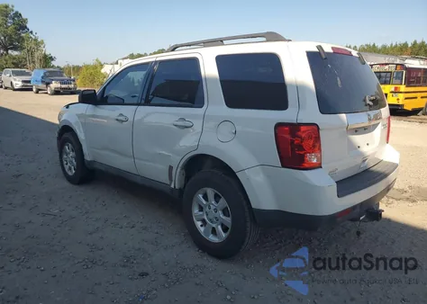 2010 Mazda Tribute I z USA, uszkodzony, nr VIN 4F2CY0C72AKM10013